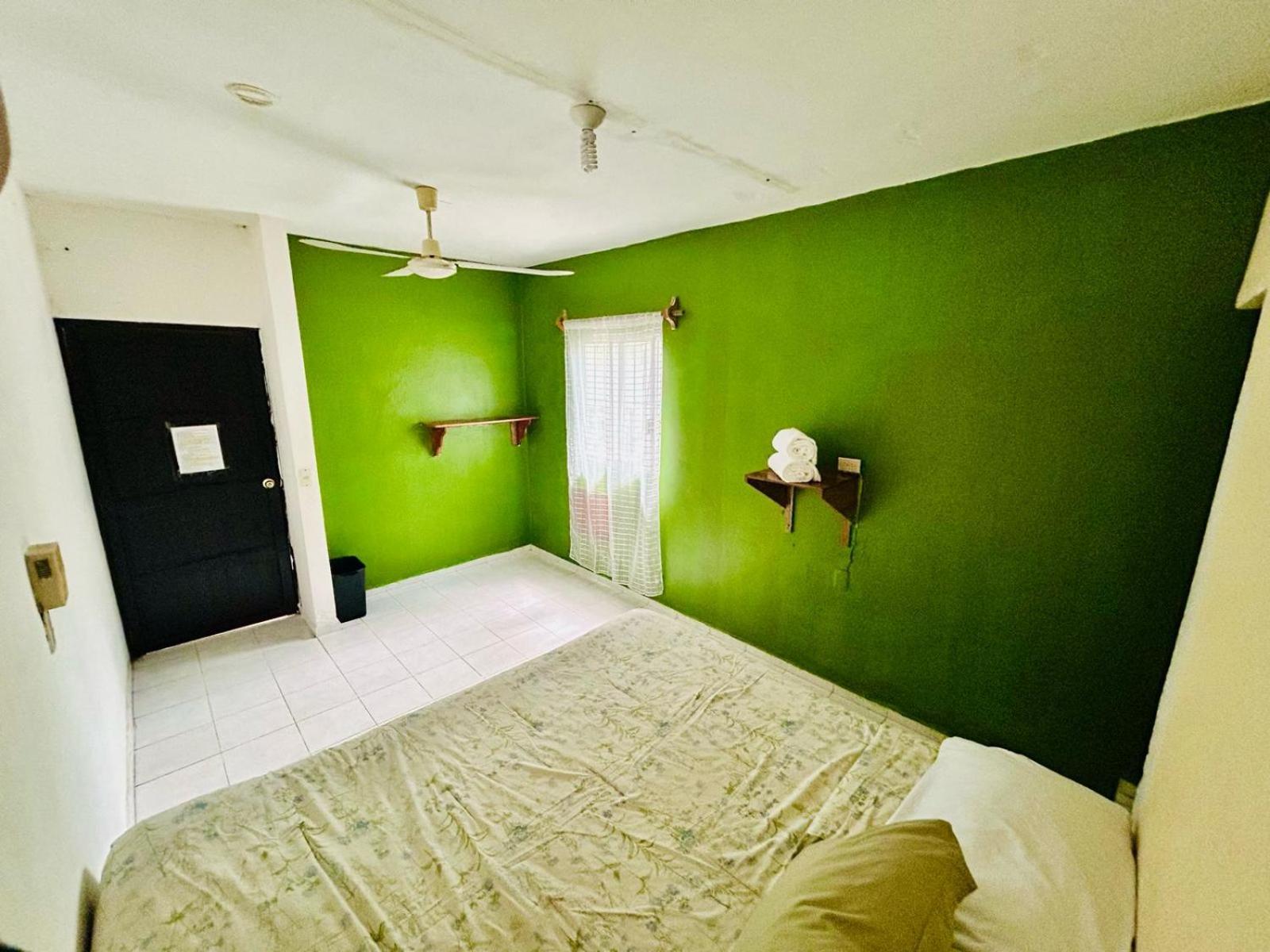 Hostal Pakal King ปาเลงเก ภายนอก รูปภาพ