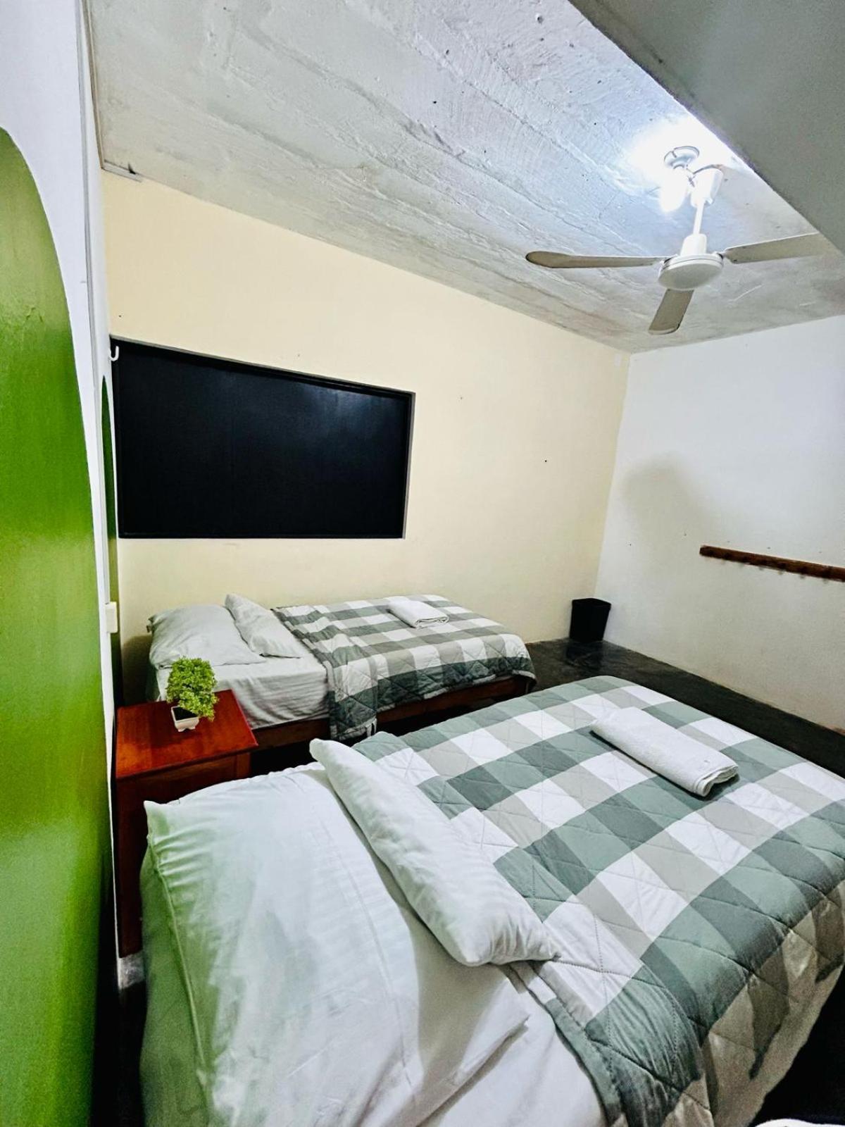 Hostal Pakal King ปาเลงเก ภายนอก รูปภาพ