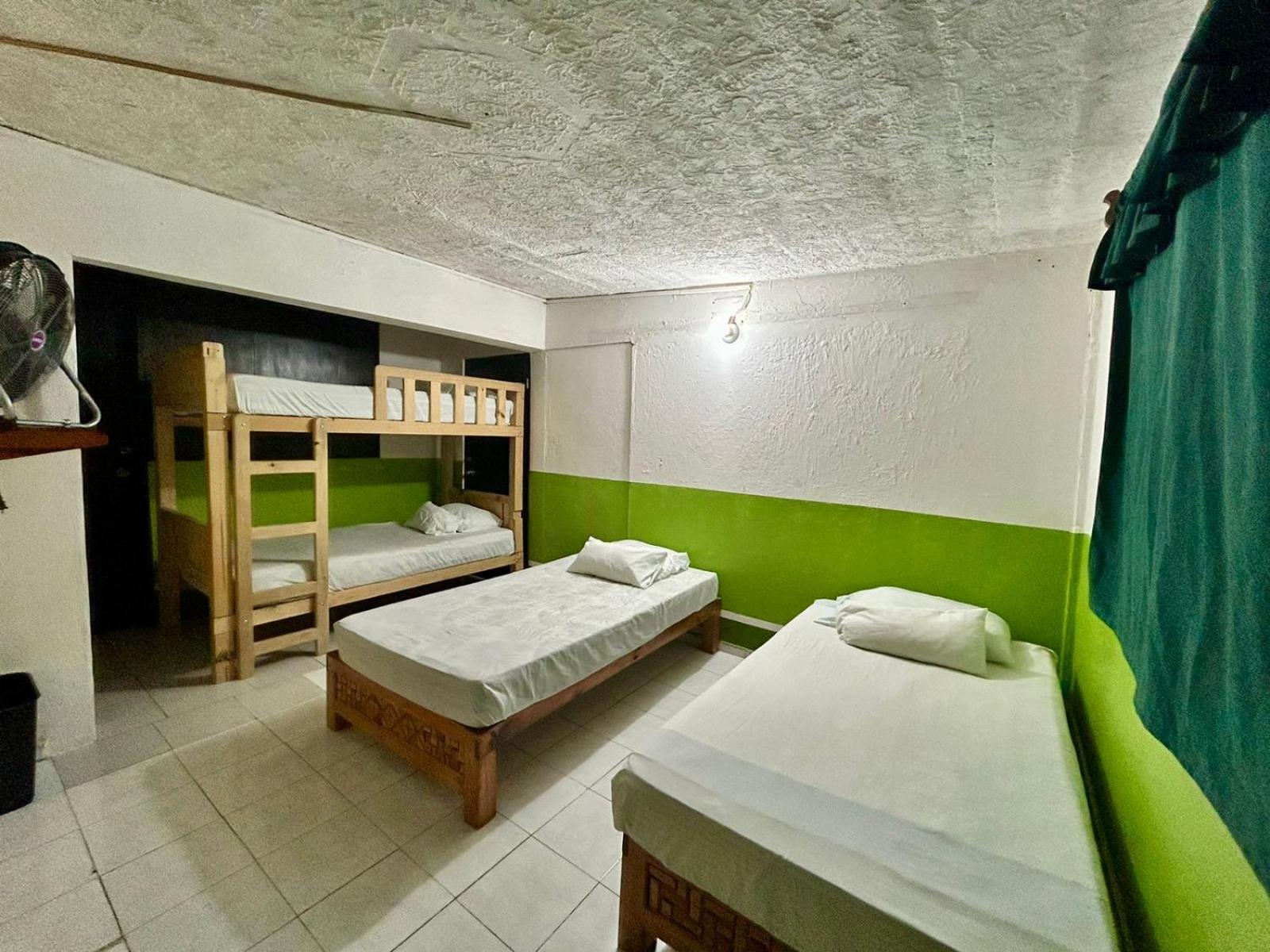 Hostal Pakal King ปาเลงเก ภายนอก รูปภาพ