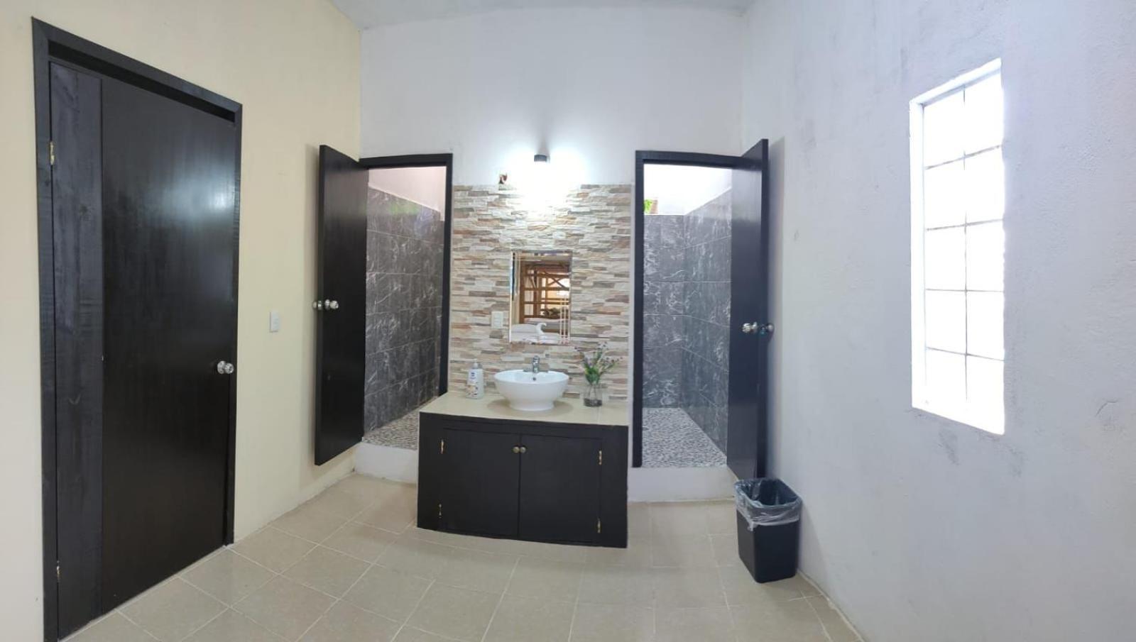Hostal Pakal King ปาเลงเก ภายนอก รูปภาพ